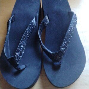 Black Platform with Sparkle Strap Flip Flops Size M (7–8)